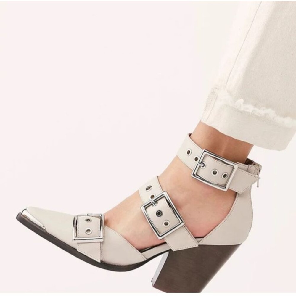 Free People X Jeffrey Campbell Hendrix Heels Cream Leather SZ 8 EUC
